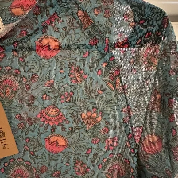NEW Natural Life Floral Mesh Sleeve Tee Large - Picture 5 of 5